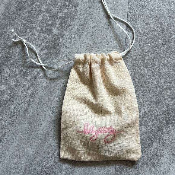 Blogilates Florescent Yellow Studded Bow Necklace with Black Chain w/ Extender - Picture 3 of 6